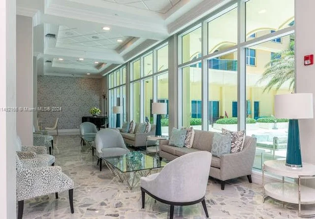 2501 S Ocean Dr # 909, Hollywood FL 33019