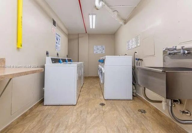 2501 S Ocean Dr # 909, Hollywood FL 33019