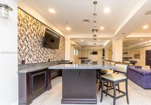 2501 S Ocean Dr # 909, Hollywood FL 33019