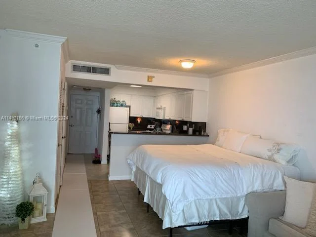 2501 S Ocean Dr # 909, Hollywood FL 33019