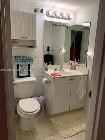 2501 S Ocean Dr # 909, Hollywood FL 33019