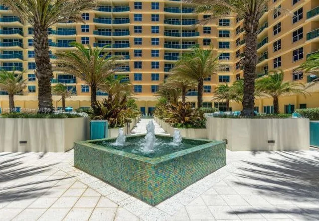 2501 S Ocean Dr # 909, Hollywood FL 33019
