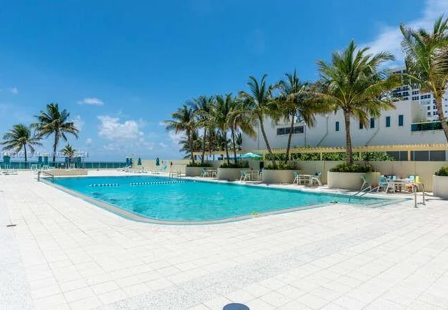 2501 S Ocean Dr # 909, Hollywood FL 33019
