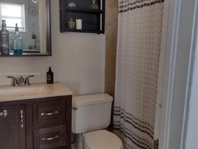 710 PENNSYLVANIA AV # 4, Miami Beach FL 33139