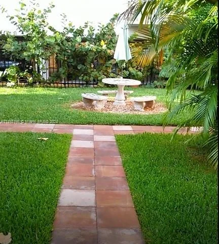 710 PENNSYLVANIA AV # 4, Miami Beach FL 33139