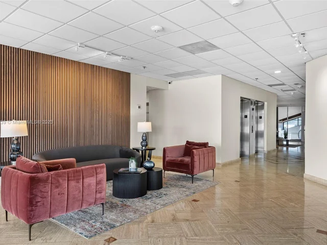 6422 Collins Ave # 404, Miami Beach FL 33141