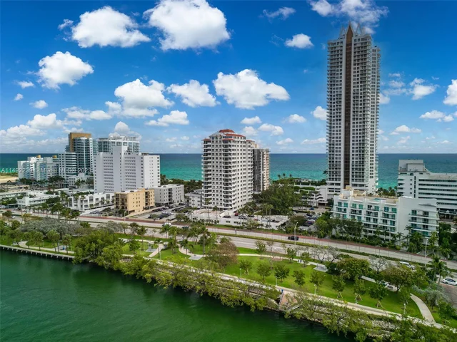 6422 Collins Ave # 404, Miami Beach FL 33141