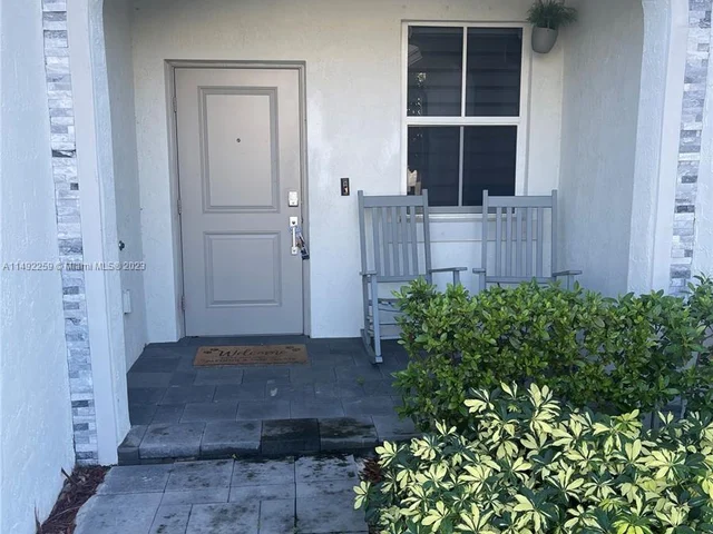 2652 SE 13th St # 2652, Homestead FL 33035