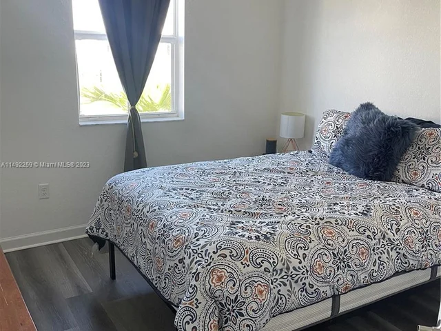 2652 SE 13th St # 2652, Homestead FL 33035