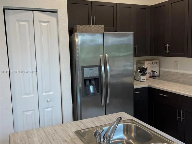 2652 SE 13th St # 2652, Homestead FL 33035