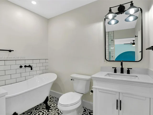 863 NW 81st Ter # 5, Plantation FL 33324