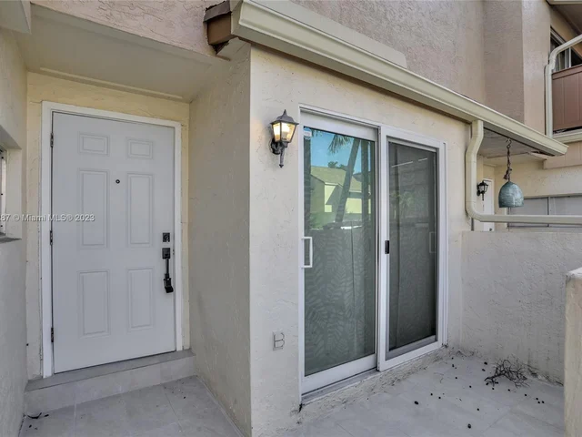 863 NW 81st Ter # 5, Plantation FL 33324