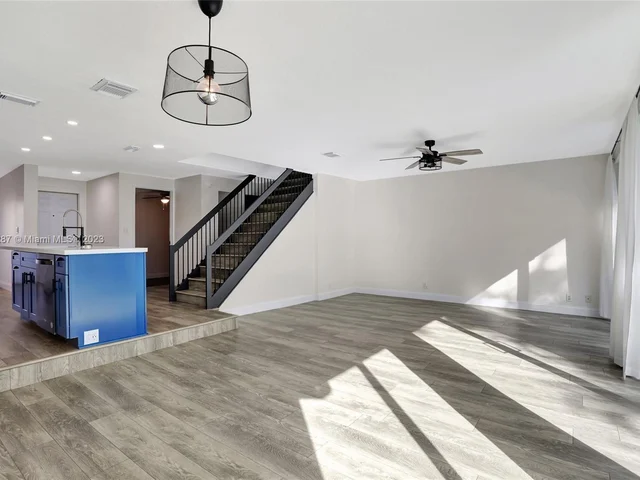 863 NW 81st Ter # 5, Plantation FL 33324