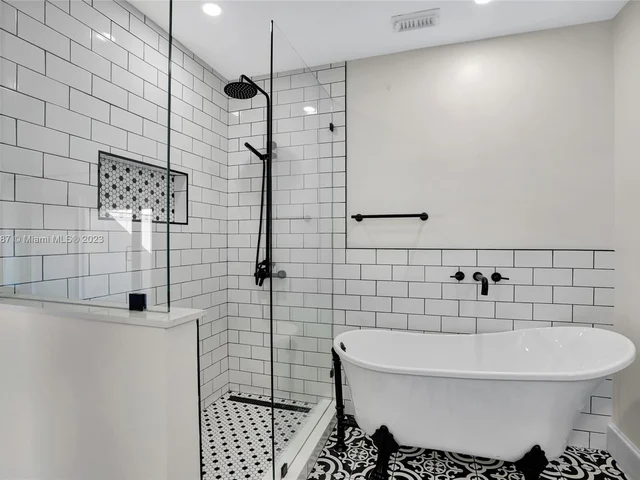 863 NW 81st Ter # 5, Plantation FL 33324