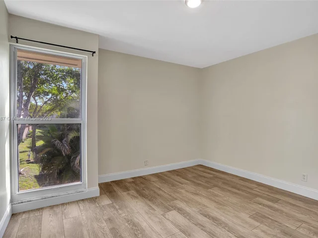 863 NW 81st Ter # 5, Plantation FL 33324