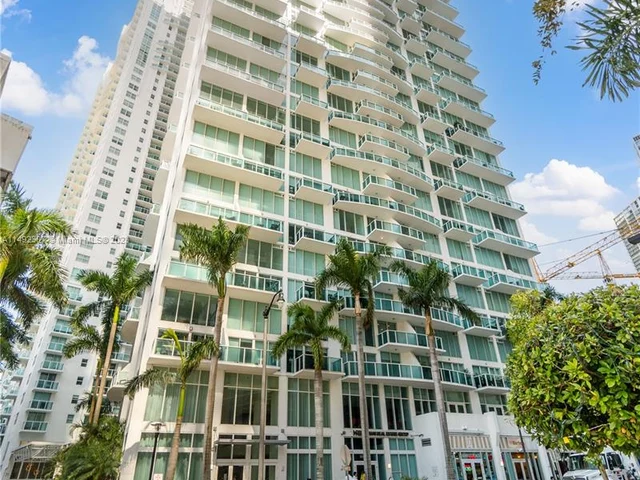 41 SE 5th St # 1212, Miami FL 33131