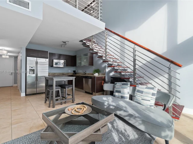41 SE 5th St # 1212, Miami FL 33131