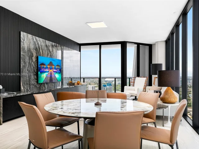 1000 Biscayne Blvd # 3702, Miami FL 33132