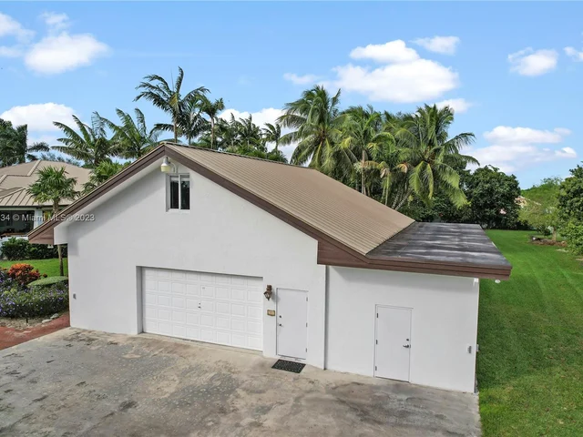 24351 SW 140th Ave, Homestead FL 33032