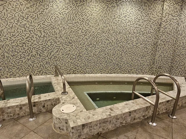 253 NE 2nd St # 618, Miami FL 33132