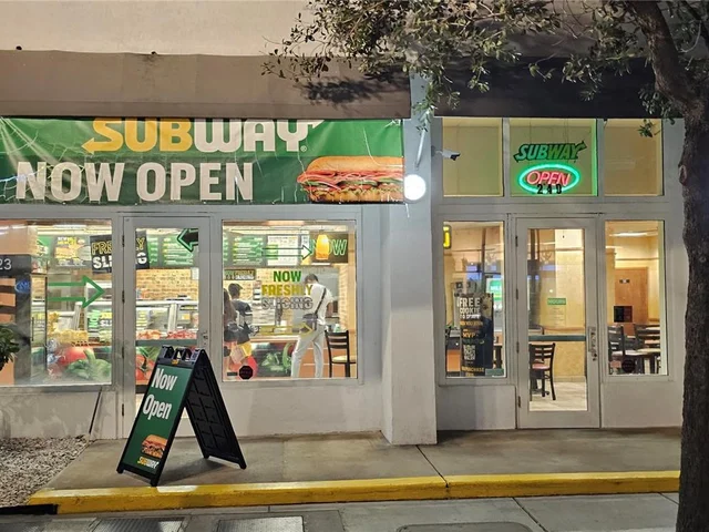 253 NE 2nd St # 618, Miami FL 33132