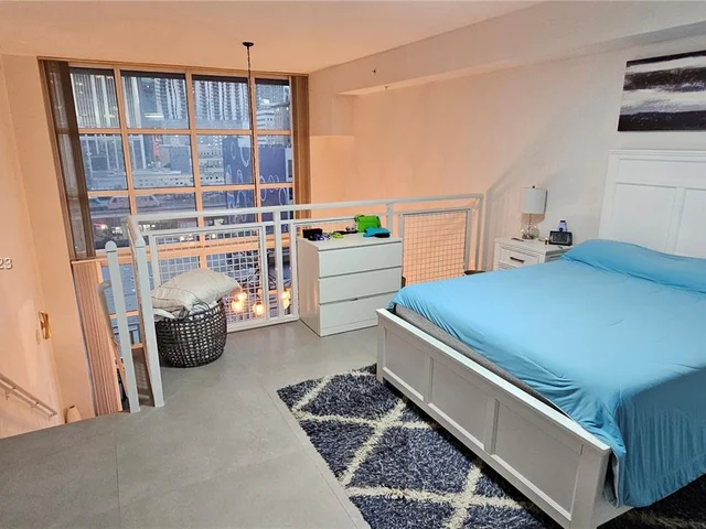 253 NE 2nd St # 618, Miami FL 33132