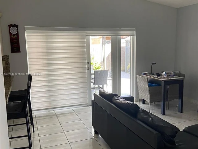 14939 SW 37th St, Miami FL 33185