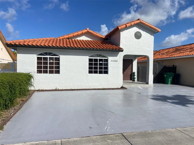 14939 SW 37th St, Miami FL 33185
