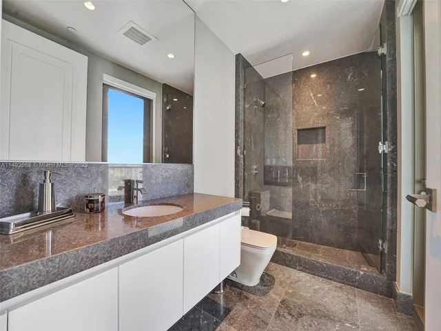 17901 Collins Ave # 2301, Sunny Isles Beach FL 33160