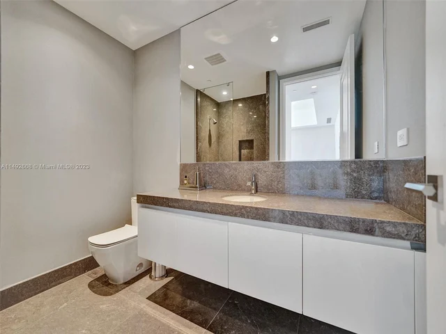 17901 Collins Ave # 2301, Sunny Isles Beach FL 33160