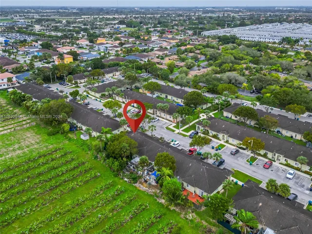 13256 Old Biscayne Dr # 706, Homestead FL 33181