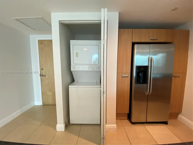 350 S Miami Ave # 1904, Miami FL 33130