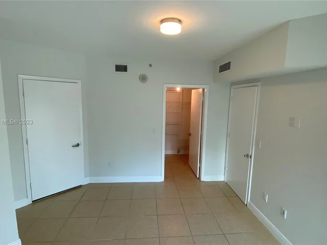 350 S Miami Ave # 1904, Miami FL 33130