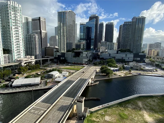 350 S Miami Ave # 1904, Miami FL 33130