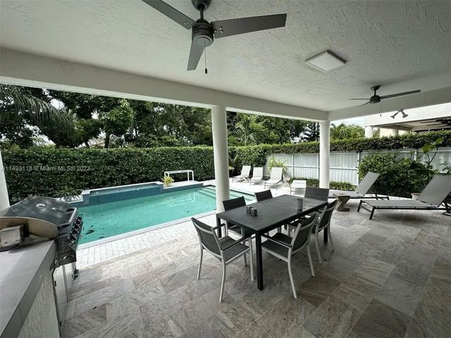 2740 SW 13th St, Miami FL 33145