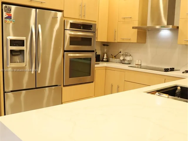 1085 River Birch St, Hollywood FL 33019