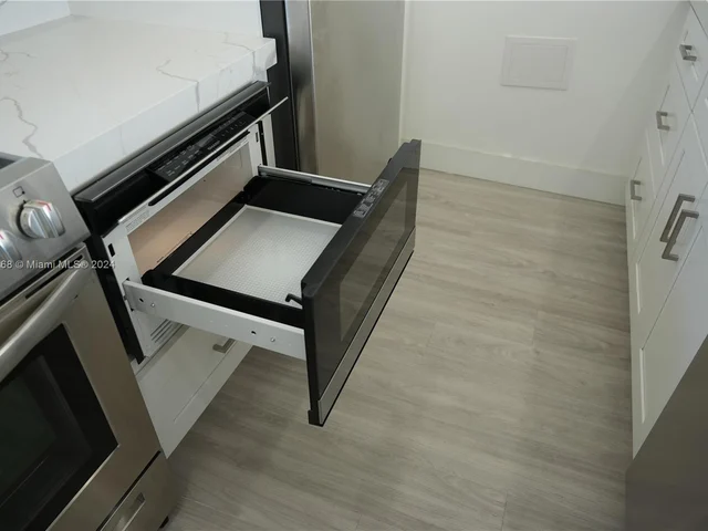 2910 Point East Dr # M510, Aventura FL 33160