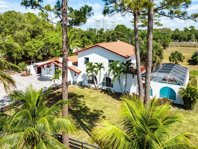 11767 W Rambling Dr, Wellington FL 33414