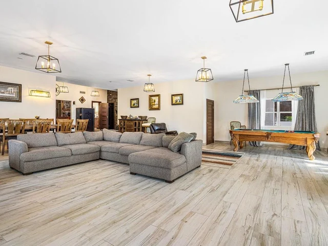 11767 W Rambling Dr, Wellington FL 33414