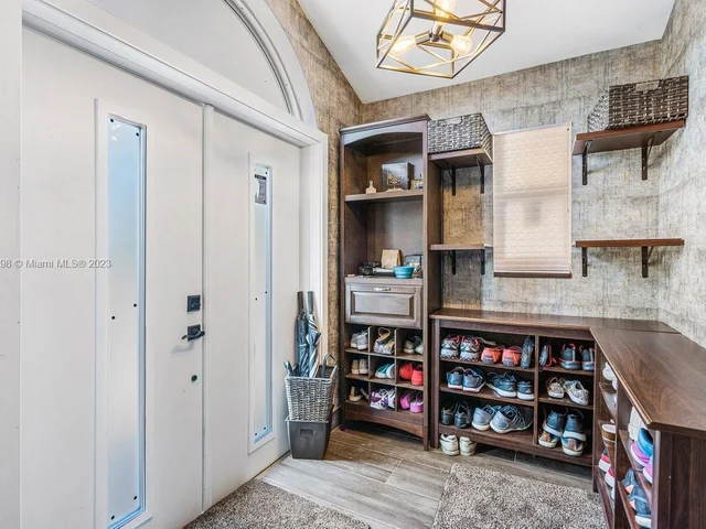 11767 W Rambling Dr, Wellington FL 33414