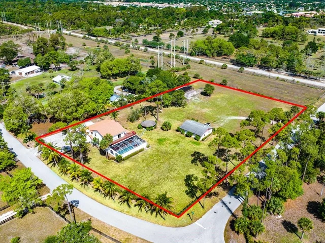 11767 W Rambling Dr, Wellington FL 33414