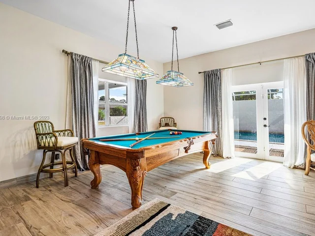 11767 W Rambling Dr, Wellington FL 33414