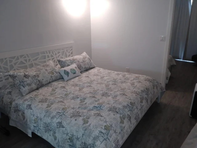 5401 Collins Ave # 145, Miami Beach FL 33140