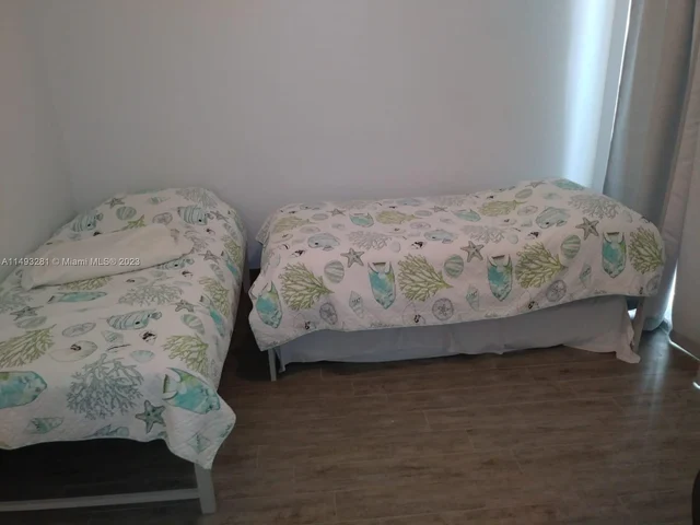 5401 Collins Ave # 145, Miami Beach FL 33140