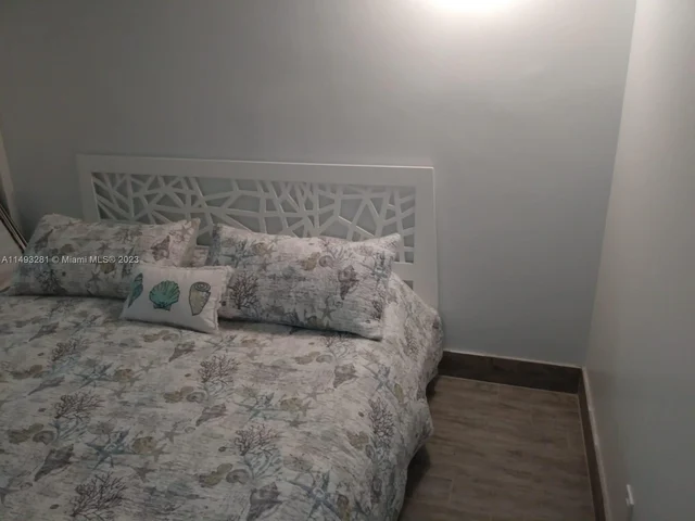 5401 Collins Ave # 145, Miami Beach FL 33140