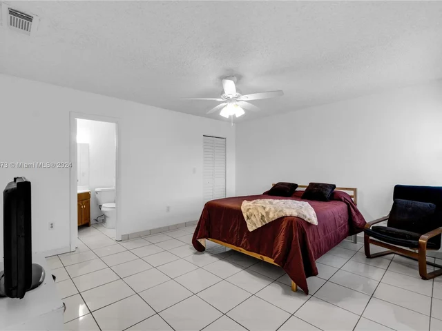 15421 SW 81st Circle Ln # 28, Miami FL 33193