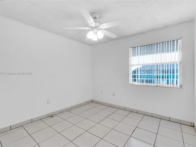 15421 SW 81st Circle Ln # 28, Miami FL 33193