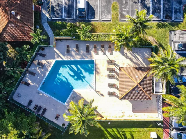 15421 SW 81st Circle Ln # 28, Miami FL 33193