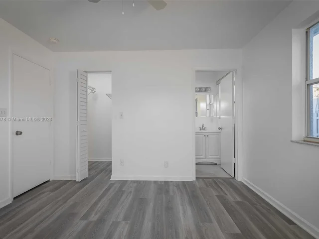 6324 Taylor St, Hollywood FL 33024