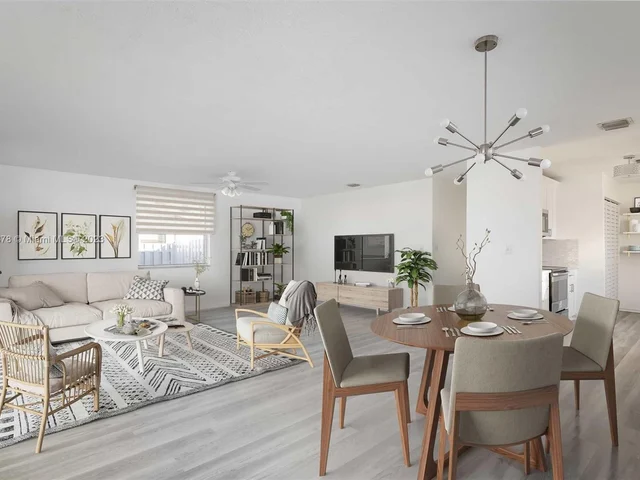 6324 Taylor St, Hollywood FL 33024